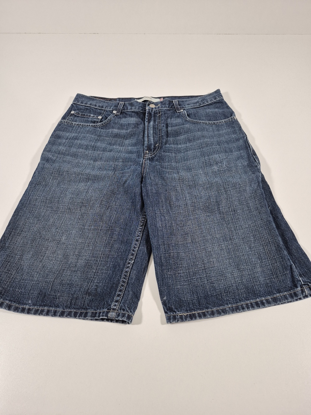 Levis 569 Denim Shorts Mens 33 Blue Medium Wash Loose 12" Inseam Bermuda Casual